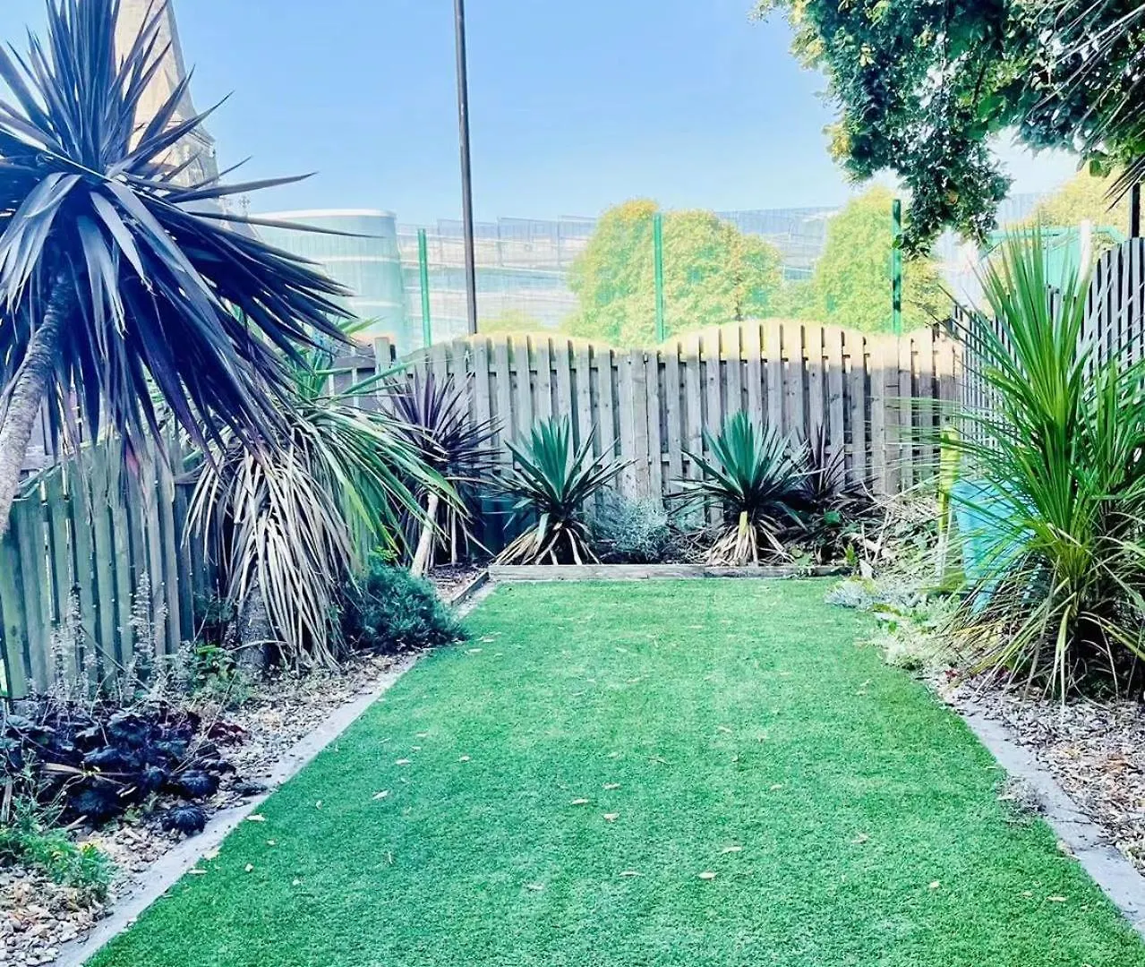 Cosy 3 Bed House At Citycentre & Garden & Freeparking Newcastle upon Tyne