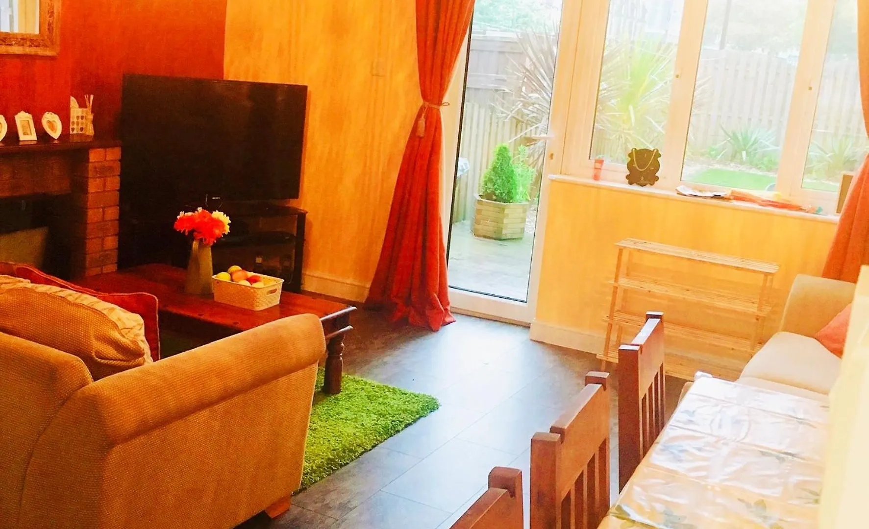 Cosy 3 Bed House At Citycentre & Garden & Freeparking Newcastle upon Tyne
